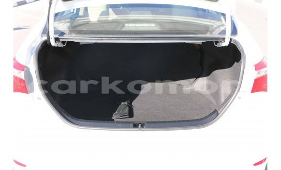 Buy Import Toyota Corolla White Car in Import - Dubai in Great Comore Buy Import Toyota Corolla White Car in Import - Dubai in Great Comore