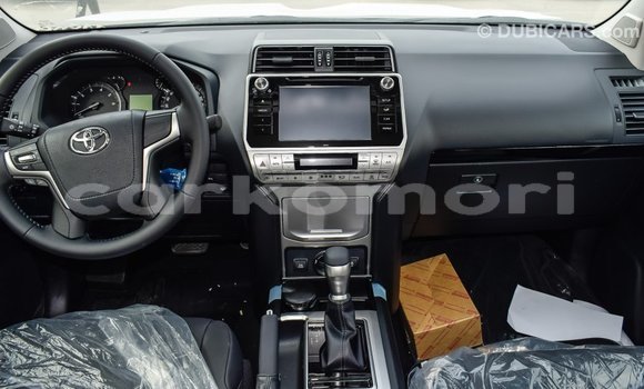 Buy Import Toyota Land Cruiser Black Car in Import - Dubai in Great Comore Buy Import Toyota Land Cruiser Black Car in Import - Dubai in Great Comore