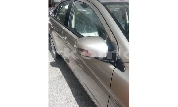 Buy Import Mitsubishi L200 Other Car in Import - Dubai in Great Comore Buy Import Mitsubishi L200 Other Car in Import - Dubai in Great Comore