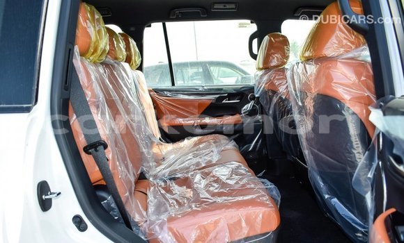 Buy Import Lexus LX White Car in Import - Dubai in Great Comore Buy Import Lexus LX White Car in Import - Dubai in Great Comore
