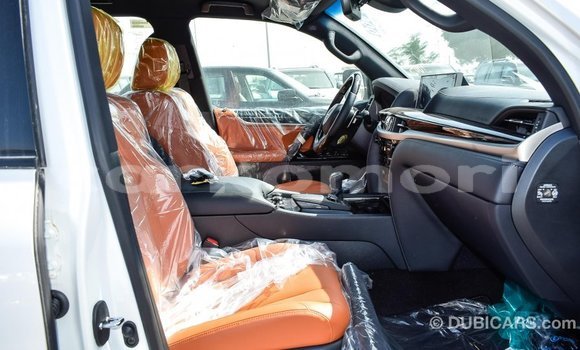 Buy Import Lexus LX White Car in Import - Dubai in Great Comore Buy Import Lexus LX White Car in Import - Dubai in Great Comore