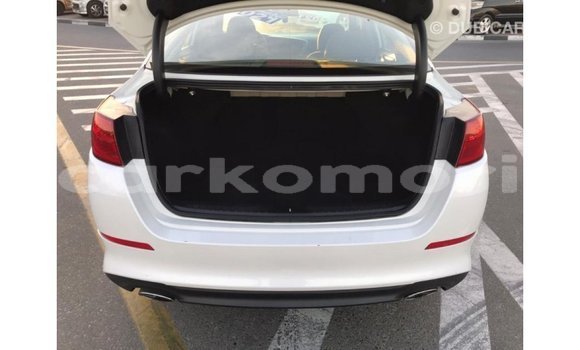 Acheter Import Voiture Kia Optima Blanc à Import - Dubai, Grande Comore Acheter Import Voiture Kia Optima Blanc à Import - Dubai, Grande Comore