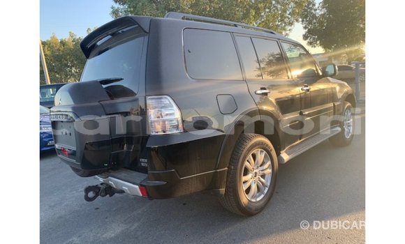 Buy Import Mitsubishi Pajero Black Car in Import - Dubai in Great Comore Buy Import Mitsubishi Pajero Black Car in Import - Dubai in Great Comore