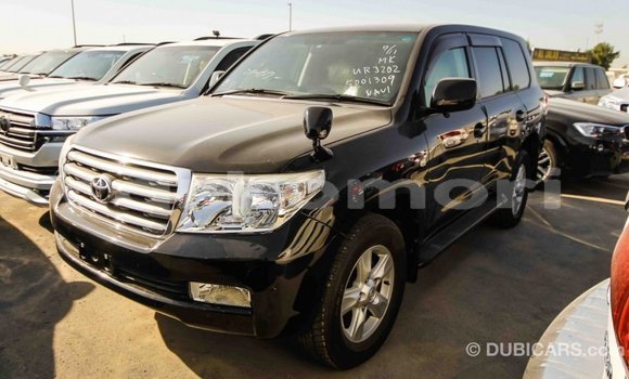 Acheter Import Voiture Toyota Land Cruiser Noir à Import - Dubai, Grande Comore Acheter Import Voiture Toyota Land Cruiser Noir à Import - Dubai, Grande Comore