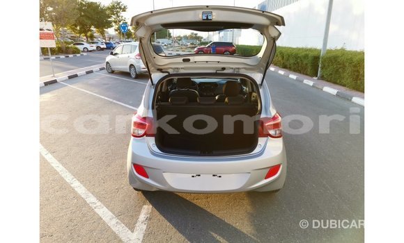 Buy Import Hyundai i10 Other Car in Import - Dubai in Great Comore Buy Import Hyundai i10 Other Car in Import - Dubai in Great Comore