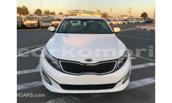 Acheter Import Voiture Kia Optima Blanc à Import - Dubai, Grande Comore Acheter Import Voiture Kia Optima Blanc à Import - Dubai, Grande Comore