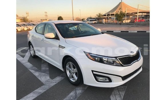 Acheter Import Voiture Kia Optima Blanc à Import - Dubai, Grande Comore Acheter Import Voiture Kia Optima Blanc à Import - Dubai, Grande Comore