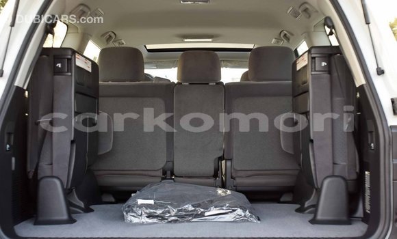 Buy Import Toyota Land Cruiser White Car in Import - Dubai in Great Comore Buy Import Toyota Land Cruiser White Car in Import - Dubai in Great Comore