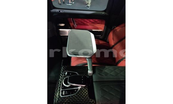 Buy Import Mercedes-Benz 190 Black Car in Import - Dubai in Great Comore Buy Import Mercedes-Benz 190 Black Car in Import - Dubai in Great Comore