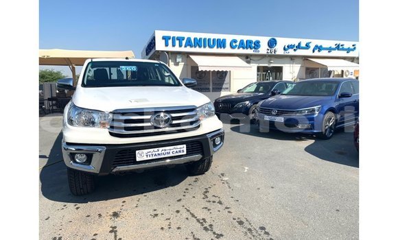Buy Import Toyota Hilux White Car in Import - Dubai in Great Comore Buy Import Toyota Hilux White Car in Import - Dubai in Great Comore