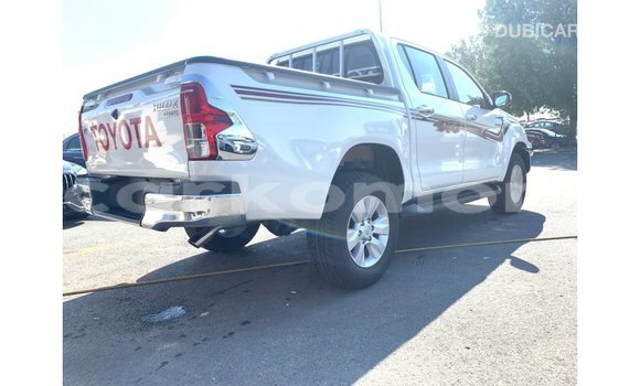 Buy Import Toyota Hilux White Car in Import - Dubai in Great Comore Buy Import Toyota Hilux White Car in Import - Dubai in Great Comore