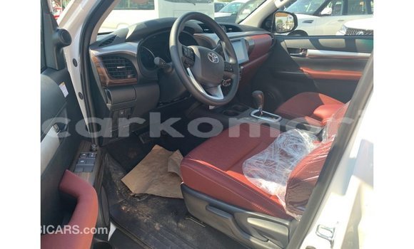 Buy Import Toyota Hilux White Car in Import - Dubai in Great Comore Buy Import Toyota Hilux White Car in Import - Dubai in Great Comore