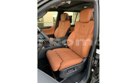 Buy Import Lexus LX White Car in Import - Dubai in Great Comore Buy Import Lexus LX White Car in Import - Dubai in Great Comore