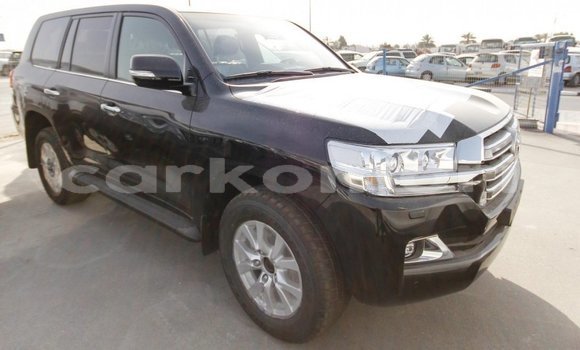 Acheter Import Voiture Toyota Land Cruiser Noir à Import - Dubai, Grande Comore Acheter Import Voiture Toyota Land Cruiser Noir à Import - Dubai, Grande Comore