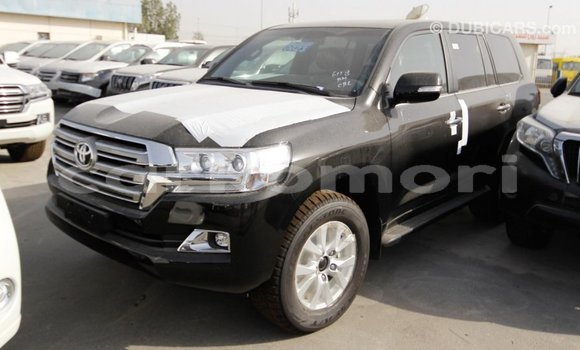 Acheter Import Voiture Toyota Land Cruiser Noir à Import - Dubai, Grande Comore Acheter Import Voiture Toyota Land Cruiser Noir à Import - Dubai, Grande Comore