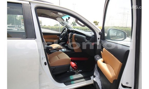 Buy Import Toyota Fortuner White Car in Import - Dubai in Great Comore Buy Import Toyota Fortuner White Car in Import - Dubai in Great Comore