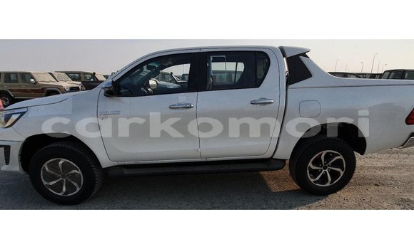 Buy Import Toyota Hilux White Car in Import - Dubai in Great Comore Buy Import Toyota Hilux White Car in Import - Dubai in Great Comore