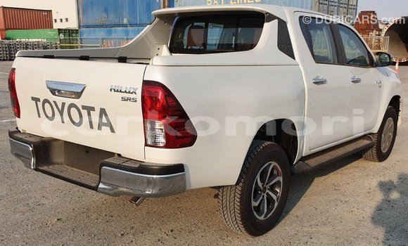 Buy Import Toyota Hilux White Car in Import - Dubai in Great Comore Buy Import Toyota Hilux White Car in Import - Dubai in Great Comore