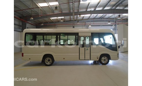 Buy Import Abarth 595 White Car in Import - Dubai in Great Comore Buy Import Abarth 595 White Car in Import - Dubai in Great Comore