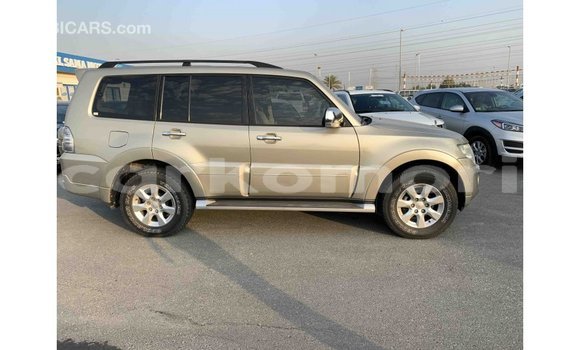 Buy Import Mitsubishi Pajero Other Car in Import - Dubai in Great Comore Buy Import Mitsubishi Pajero Other Car in Import - Dubai in Great Comore
