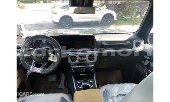 Buy Import Mercedes-Benz 190 Black Car in Import - Dubai in Great Comore Buy Import Mercedes-Benz 190 Black Car in Import - Dubai in Great Comore