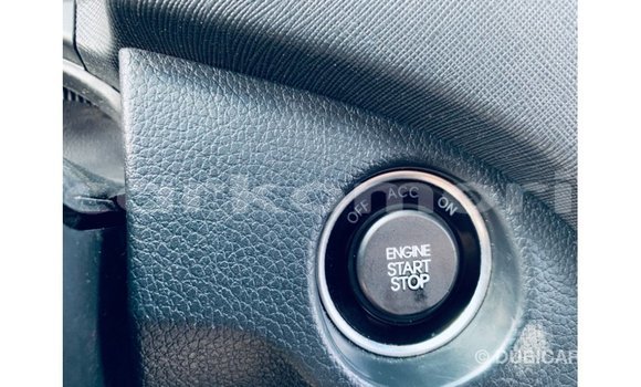 Acheter Import Voiture Hyundai Santa Fe Blanc à Import - Dubai, Grande Comore Acheter Import Voiture Hyundai Santa Fe Blanc à Import - Dubai, Grande Comore