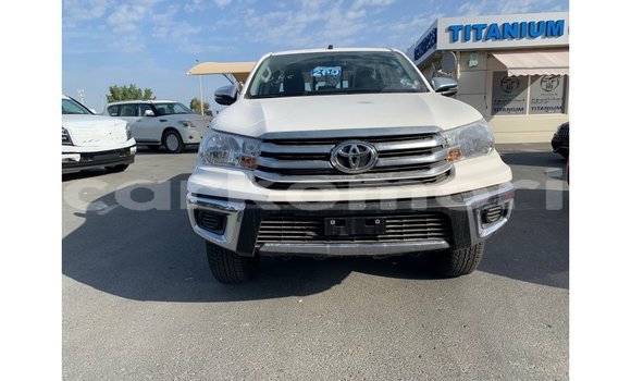 Buy Import Toyota Hilux White Car in Import - Dubai in Great Comore Buy Import Toyota Hilux White Car in Import - Dubai in Great Comore