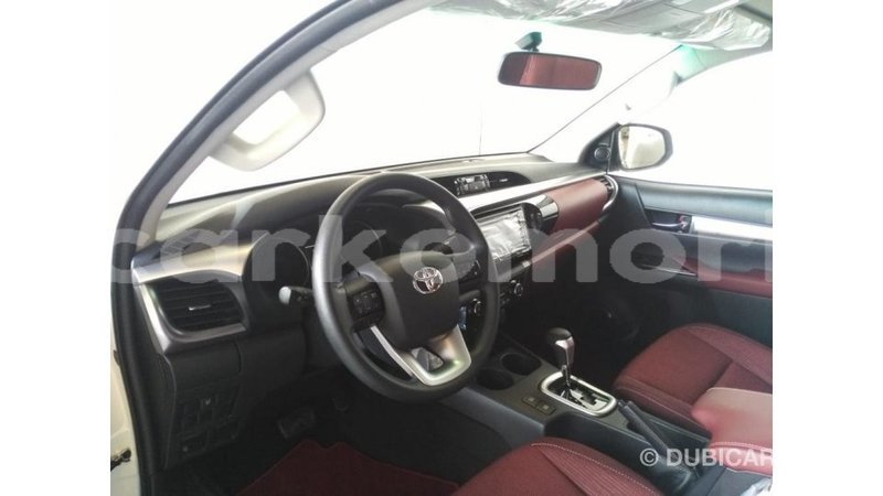 Big with watermark toyota hilux grande comore import dubai 1665