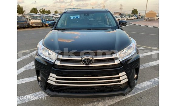 Acheter Import Voiture Toyota Highlander Noir à Import - Dubai, Grande Comore Acheter Import Voiture Toyota Highlander Noir à Import - Dubai, Grande Comore