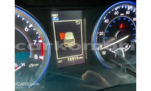 Acheter Import Voiture Toyota Highlander Noir à Import - Dubai, Grande Comore Acheter Import Voiture Toyota Highlander Noir à Import - Dubai, Grande Comore