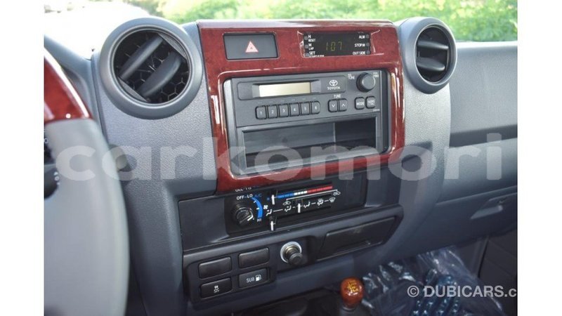Big with watermark toyota land cruiser grande comore import dubai 1670