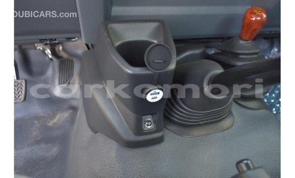 Acheter Import Voiture Toyota Land Cruiser Autre à Import - Dubai, Grande Comore Acheter Import Voiture Toyota Land Cruiser Autre à Import - Dubai, Grande Comore