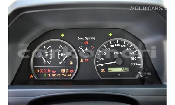 Acheter Import Voiture Toyota Land Cruiser Autre à Import - Dubai, Grande Comore Acheter Import Voiture Toyota Land Cruiser Autre à Import - Dubai, Grande Comore