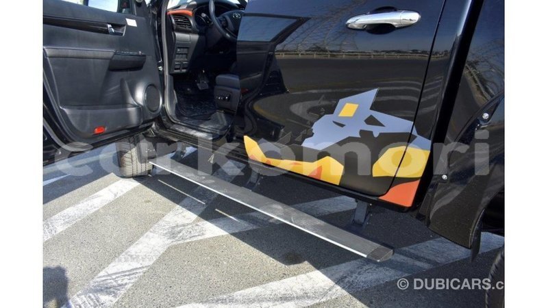 Big with watermark toyota hilux grande comore import dubai 1671