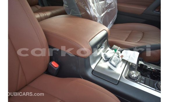 Acheter Import Voiture Toyota Land Cruiser Noir à Import - Dubai, Grande Comore Acheter Import Voiture Toyota Land Cruiser Noir à Import - Dubai, Grande Comore