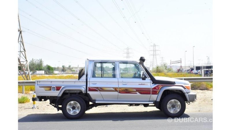 Big with watermark toyota land cruiser grande comore import dubai 1675