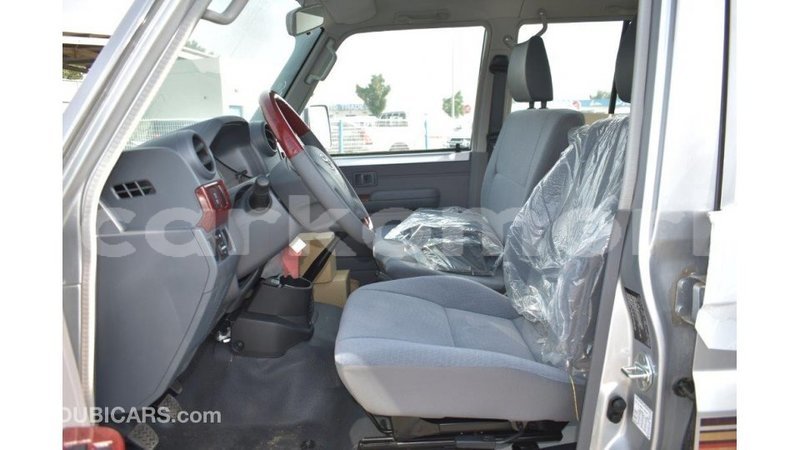 Big with watermark toyota land cruiser grande comore import dubai 1675