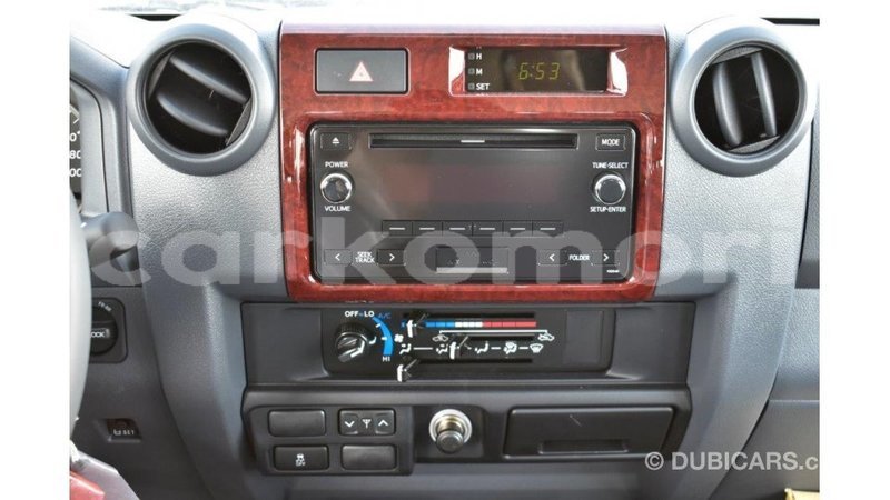 Big with watermark toyota land cruiser grande comore import dubai 1675