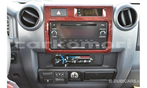 Acheter Import Voiture Toyota Land Cruiser Autre à Import - Dubai, Grande Comore Acheter Import Voiture Toyota Land Cruiser Autre à Import - Dubai, Grande Comore