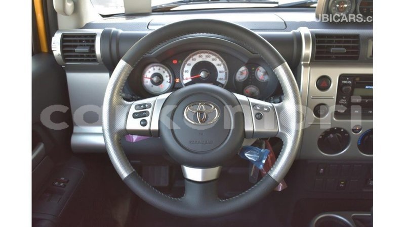 Big with watermark toyota fj cruiser grande comore import dubai 1676