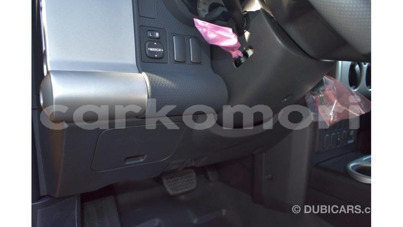 Big with watermark toyota fj cruiser grande comore import dubai 1676