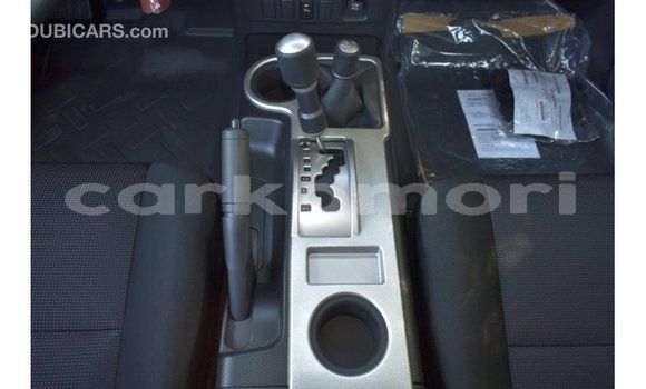 Acheter Import Voiture Toyota FJ Cruiser Autre à Import - Dubai, Grande Comore Acheter Import Voiture Toyota FJ Cruiser Autre à Import - Dubai, Grande Comore