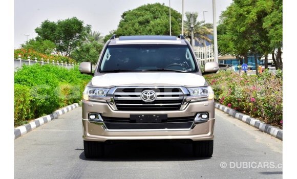 Acheter Import Voiture Toyota Land Cruiser Autre à Import - Dubai, Grande Comore Acheter Import Voiture Toyota Land Cruiser Autre à Import - Dubai, Grande Comore