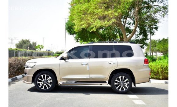 Acheter Import Voiture Toyota Land Cruiser Autre à Import - Dubai, Grande Comore Acheter Import Voiture Toyota Land Cruiser Autre à Import - Dubai, Grande Comore