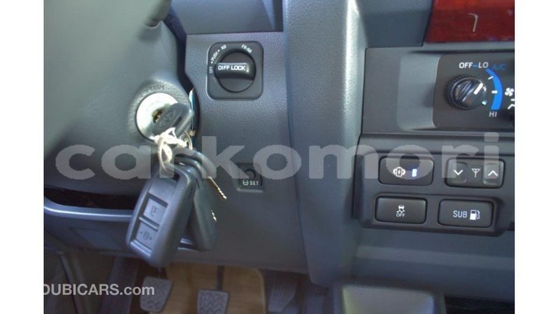 Big with watermark toyota land cruiser grande comore import dubai 1678