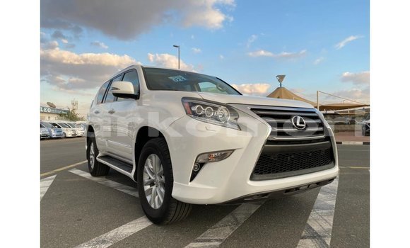 Acheter Import Voiture Lexus GX Blanc à Import - Dubai, Grande Comore Acheter Import Voiture Lexus GX Blanc à Import - Dubai, Grande Comore