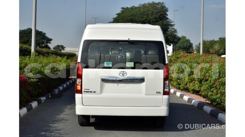 Big with watermark toyota hiace grande comore import dubai 1682