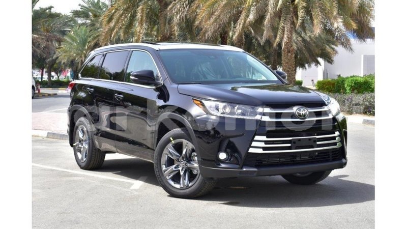 Big with watermark toyota highlander grande comore import dubai 1684