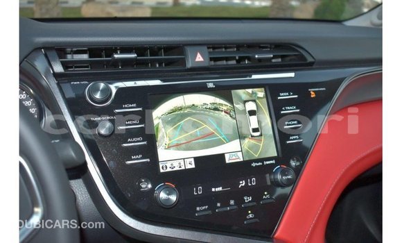 Acheter Import Voiture Toyota Camry Blanc à Import - Dubai, Grande Comore Acheter Import Voiture Toyota Camry Blanc à Import - Dubai, Grande Comore