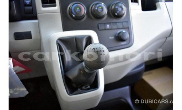 Acheter Import Voiture Toyota Hiace Blanc à Import - Dubai, Grande Comore Acheter Import Voiture Toyota Hiace Blanc à Import - Dubai, Grande Comore